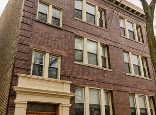 1343 W Grace St APT 3, Chicago, IL 60613