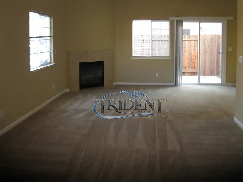 4 bed, 3.5 bath, 1970 sqft, $2,200 — Photo 4