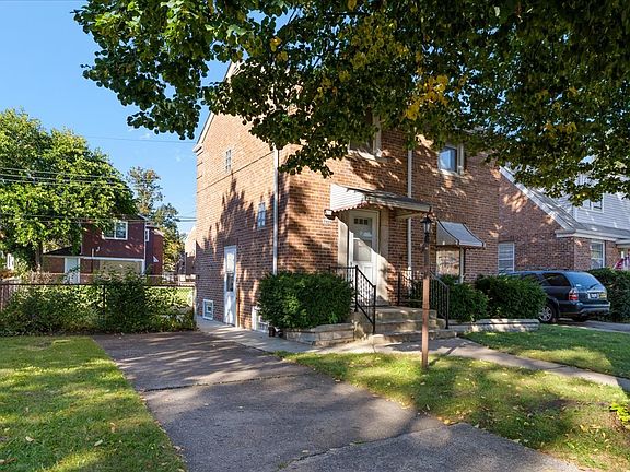 2nd image of 7350 W Summerdale Ave