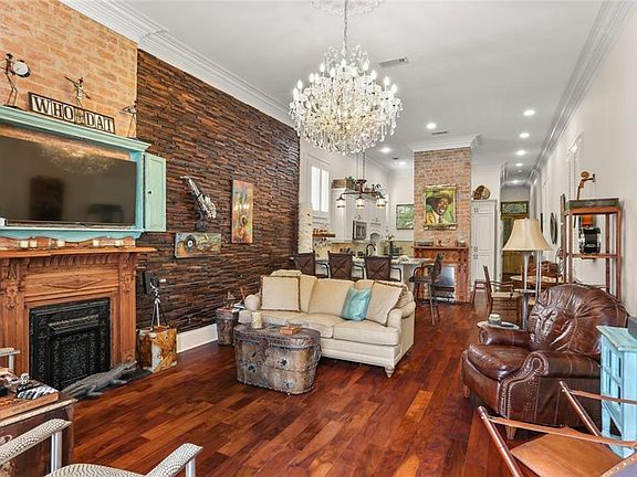 2nd image of 826 Saint Philip St