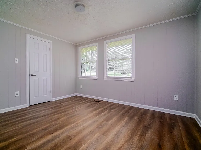 2017 Redwood Cir — Photo 36