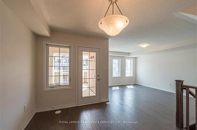 229 Ellen Davidson Dr — Photo 6