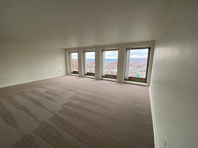 City View Apartments — Photo 5