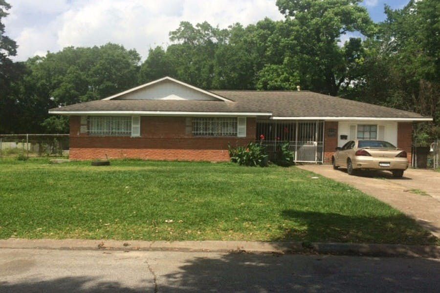 1st image of 10101 Rockaway Dr