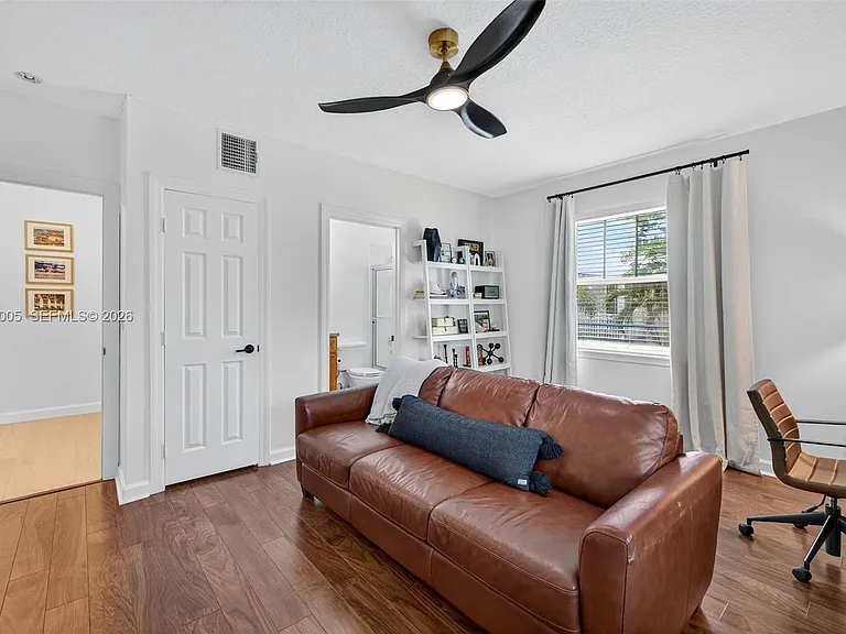 1214 W Las Olas Blvd — Photo 38