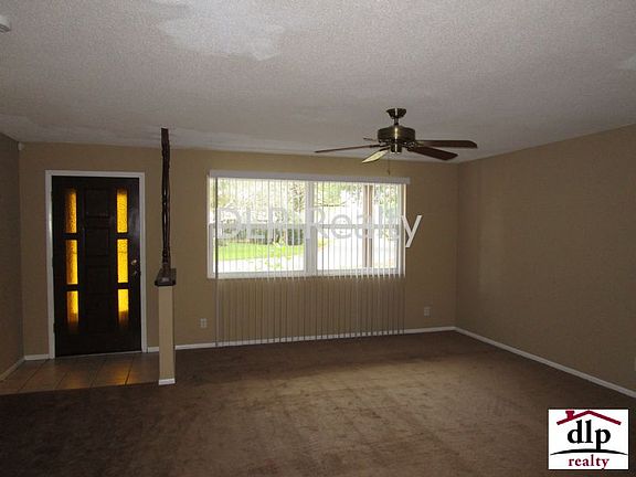 5th image of 39 Mayfield Cir
