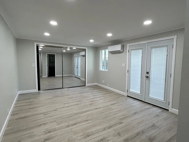 1702 Felton Ln — Photo 12