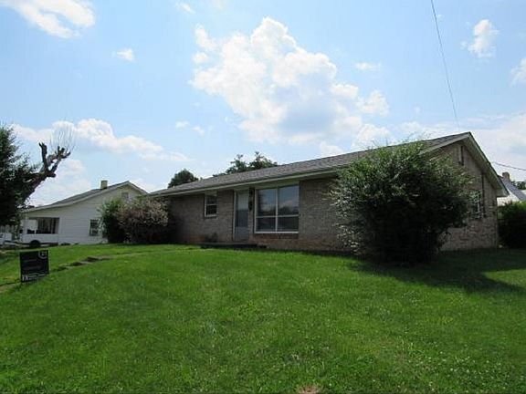 2nd image of 200 W Chilhowie Ave