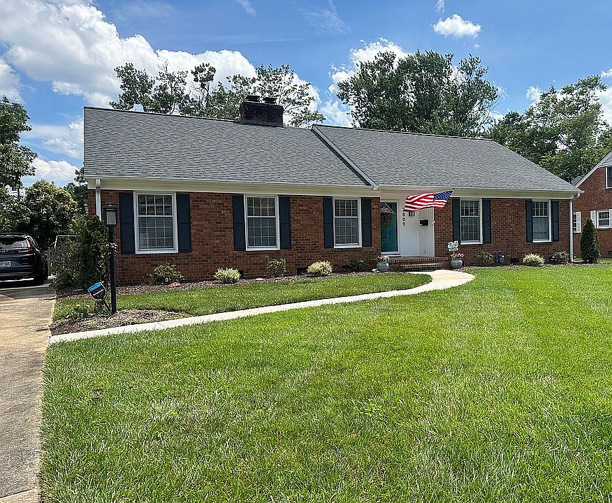 1st image of 2809 Northampton Dr
