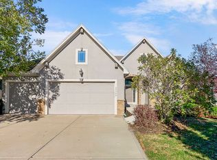 25000 W 98th St, Lenexa, KS 66227