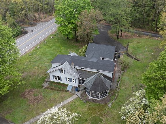 4th image of 919 Chase Rd