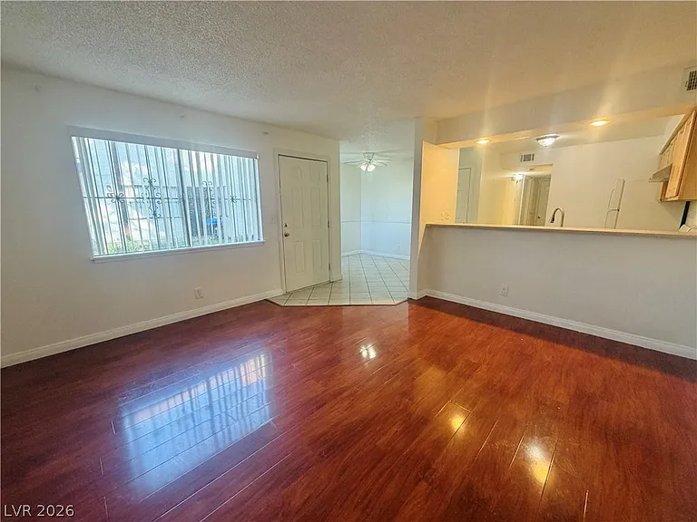 4264 Tara Ave #1A — Photo 3