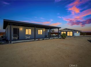 677 Cypress Rd, Joshua Tree, CA 92252