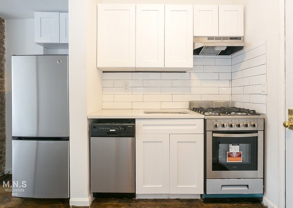 1st image of 307 W 29th St APT A