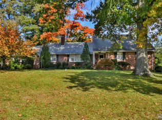 28 Ravine Ave, Wyckoff, NJ 07481