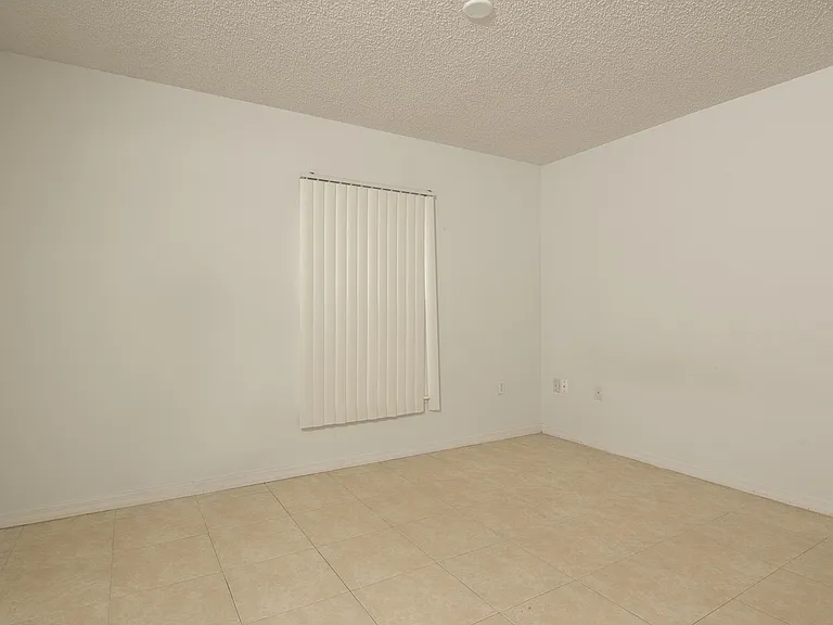 107 Flatfish Ct — Photo 9