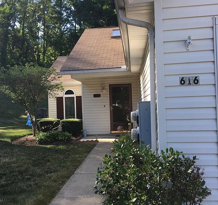 1st image of 616 Hilltop Terrace Dr