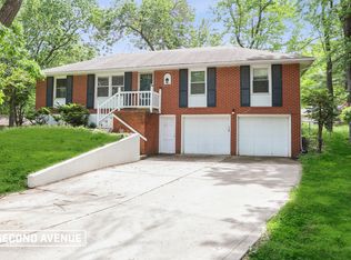 15921 E 36th St S, Independence, MO 64055
