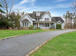 8 Harmony Hill Ct, Jackson, NJ