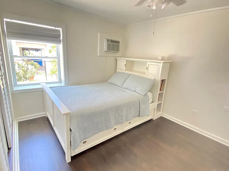 26 Bay Dr — Photo 15