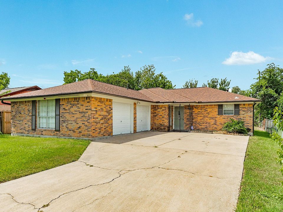 1st image of 8407 Tavenor Ln