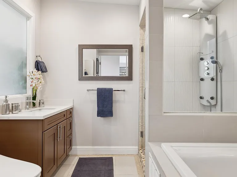 1131 W California Ave — Photo 23