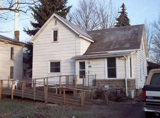 121 E Chestnut St, Morenci, MI 49256