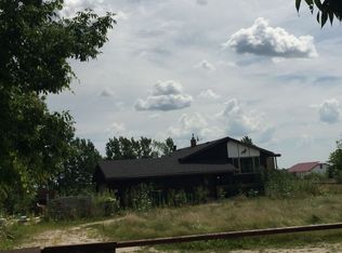W182S9292 Parker Dr, Muskego, WI 53150