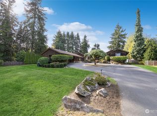 16307 104th Ave NE, Bothell, WA 98011