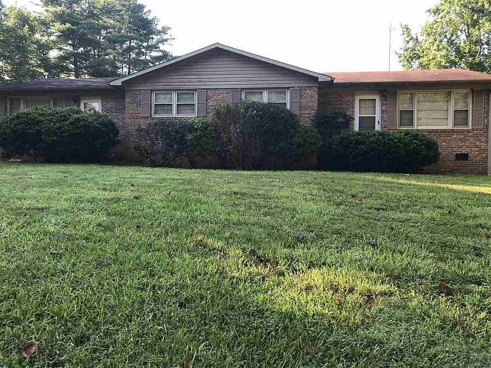 1st image of 121-123 Pisgah Dr
