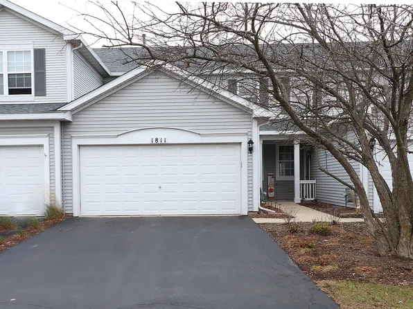 1811 S Wentworth Cir, Romeoville, IL 60446