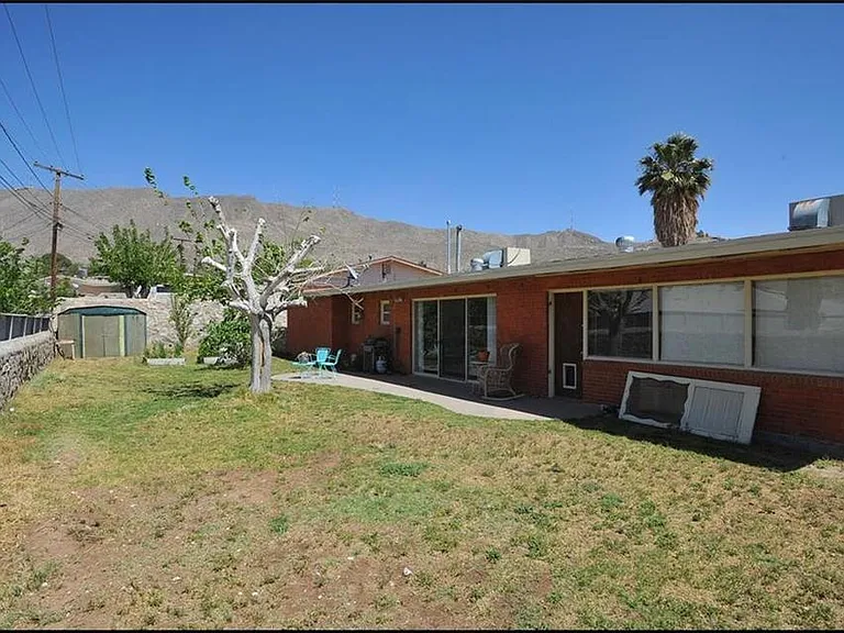 4233 Hampshire Ln — Photo 29