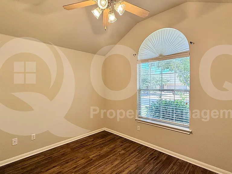 18805 Edinburgh Castle Rd — Photo 13