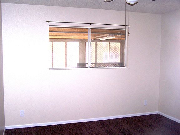 4th image of 1217 E Avenue J