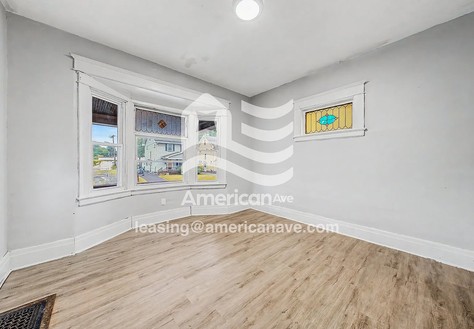 3 bed, 1.5 bath, 1554 sqft, $1,397 — Photo 3