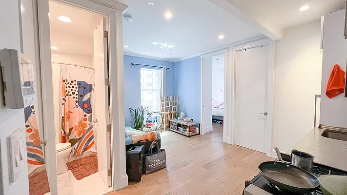 Rented by Brighton Management | media 10