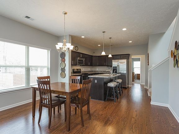 4th image of 236 Leah Ct