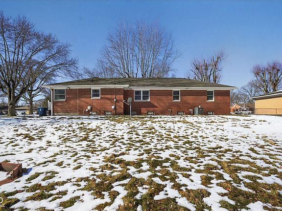 3rd image of 1111 Eustis Dr