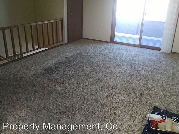 2nd image of 1528 S Reserve St APT 1