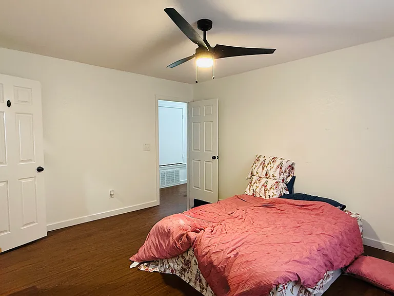 2 Holly Dr #B — Photo 14