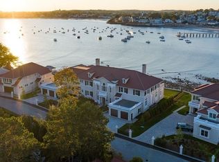 11 Lincoln House Point, Swampscott, MA 01907