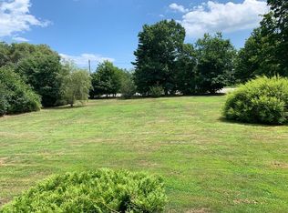 100 Cardinal Ln, Portsmouth, NH 03801