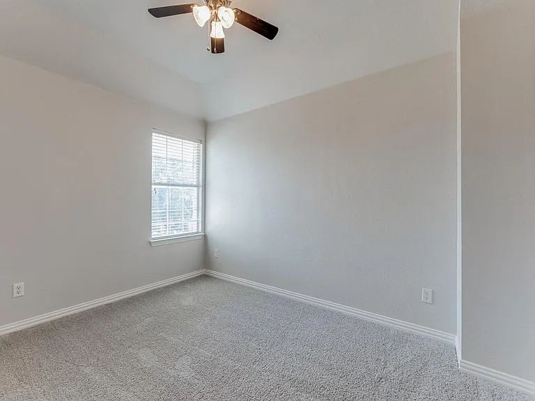 2728 Tangerine Ln — Photo 23