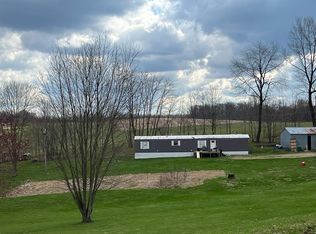 12738 Baker Rd NE, Saint Louisville, OH 43071