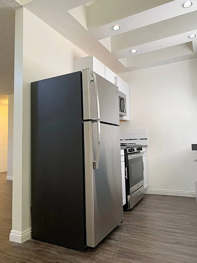 1 bed, 850 sqft, $2,895 — Photo 2