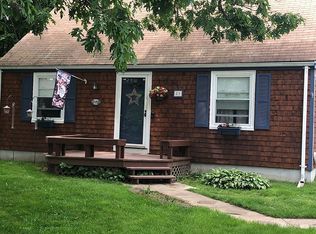 81 Nichols Rd, North Kingstown, RI 02852