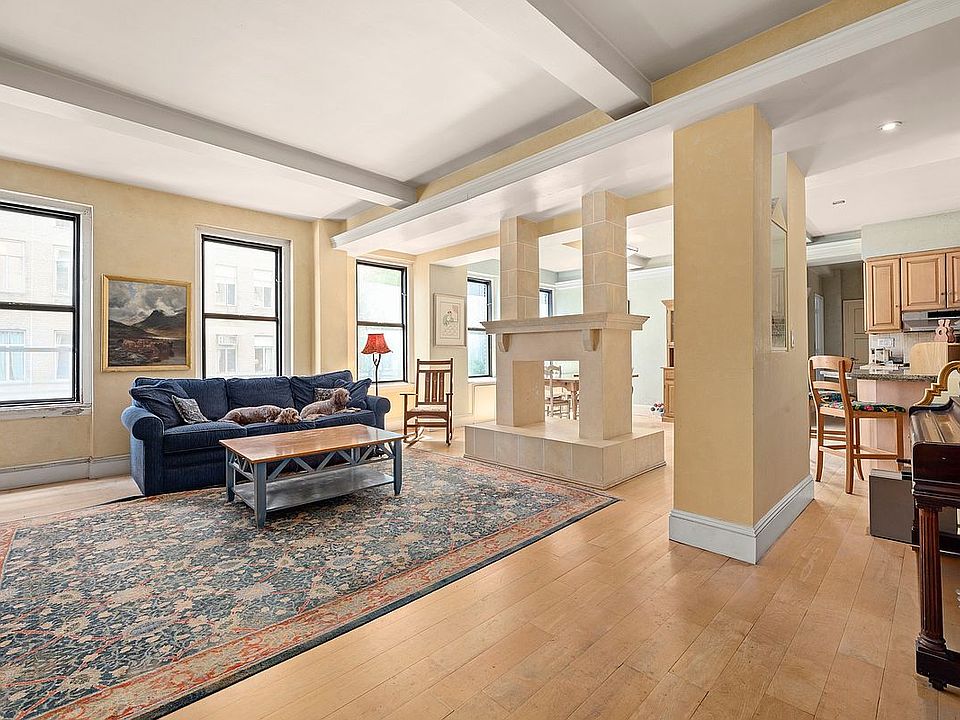 1st image of 225 Central Park N #422423