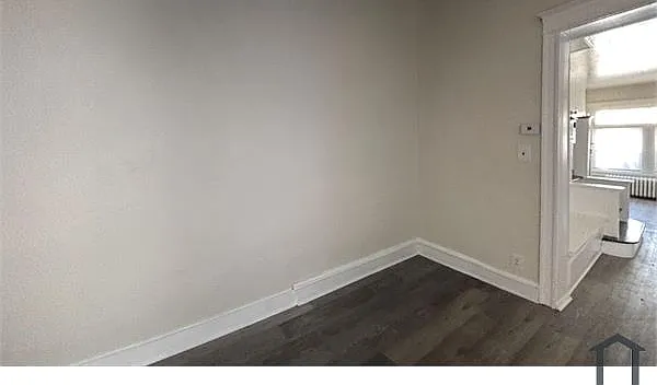 5330 Race St — Photo 10