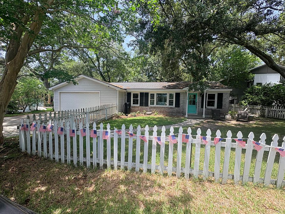 1st image of 734 Sinlea Ave
