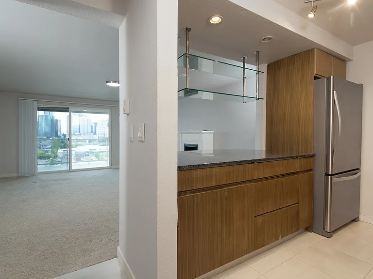 701 122nd Ave NE #408 — Photo 9